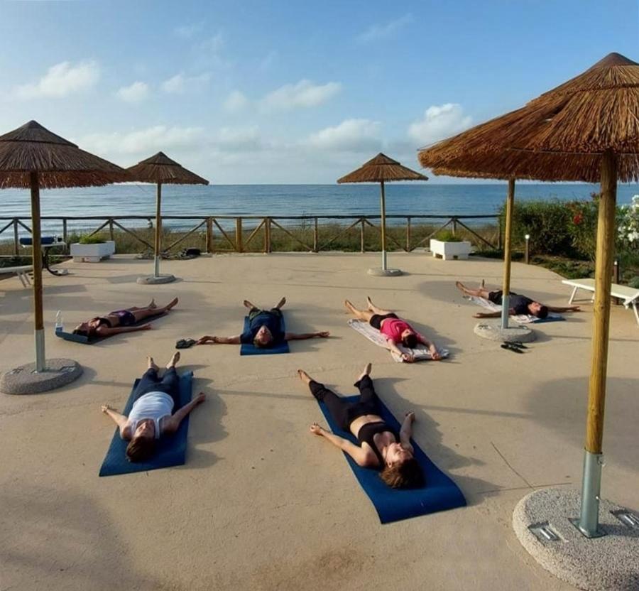 Hotel Mare Pineta Санта Маргерита ди Пула Екстериор снимка