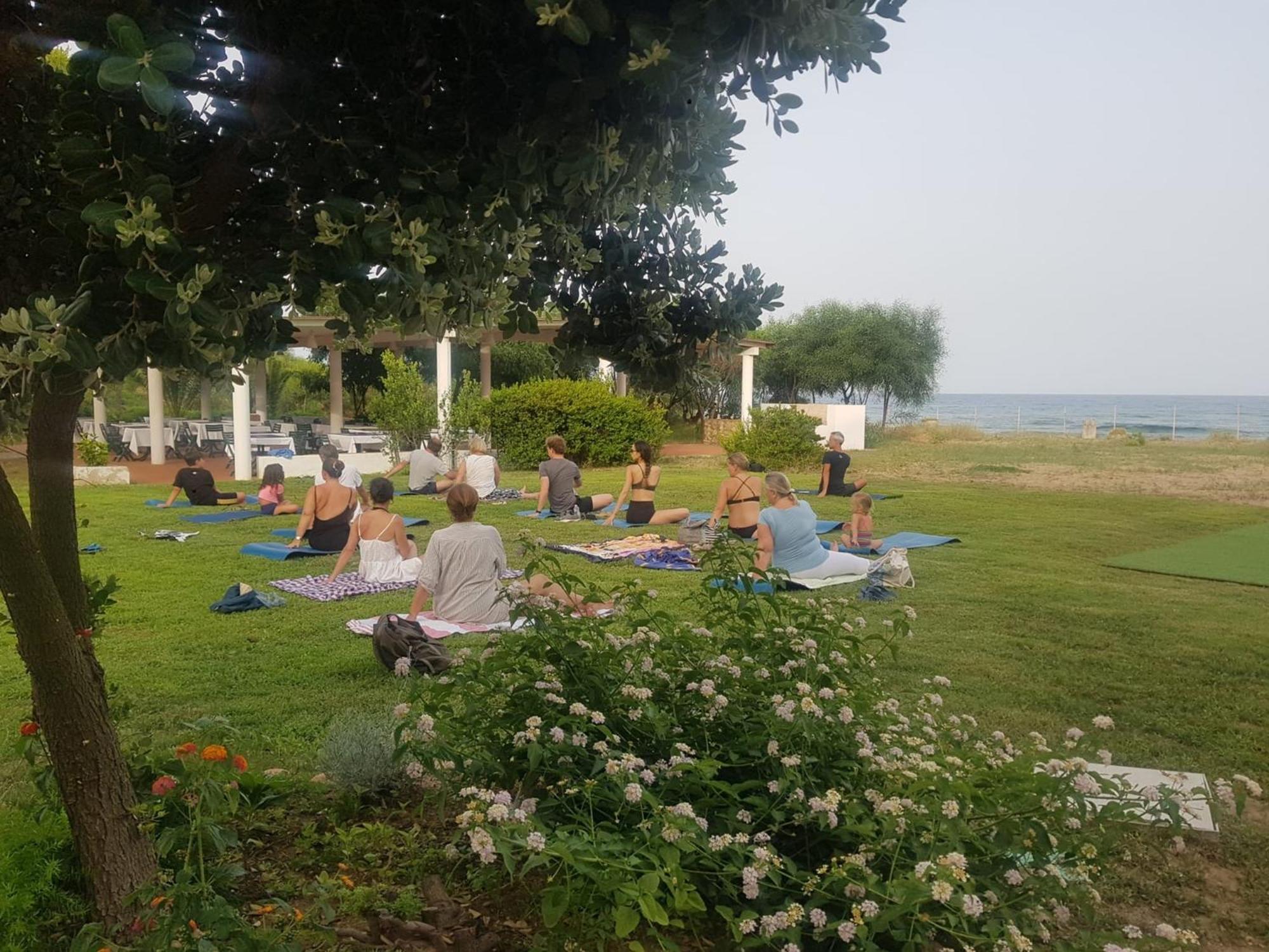Hotel Mare Pineta Санта Маргерита ди Пула Екстериор снимка