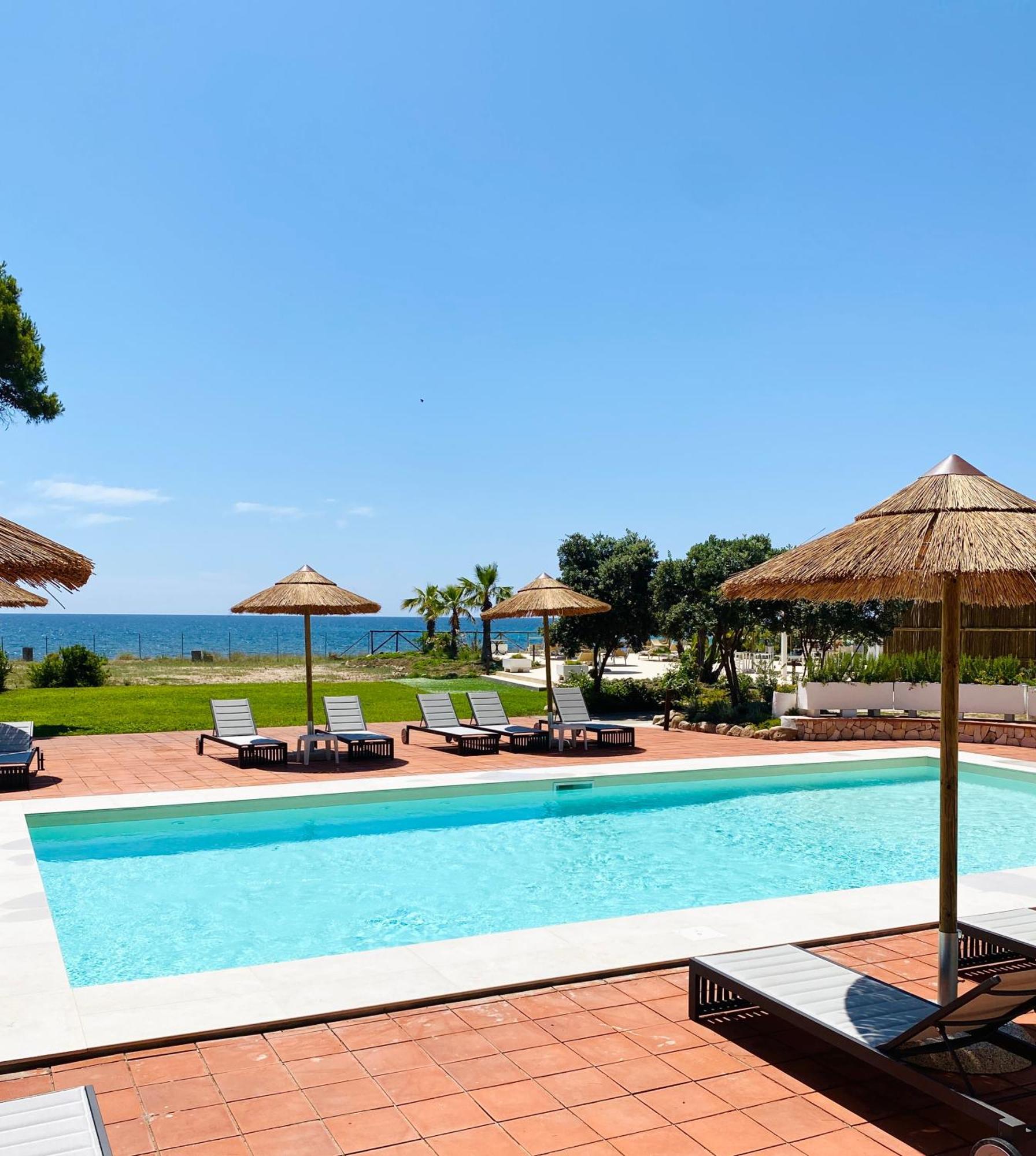 Hotel Mare Pineta Санта Маргерита ди Пула Екстериор снимка